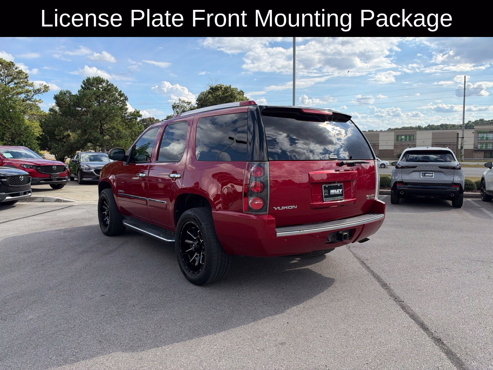Used 2013 GMC Yukon Denali AWD/4WD image 7