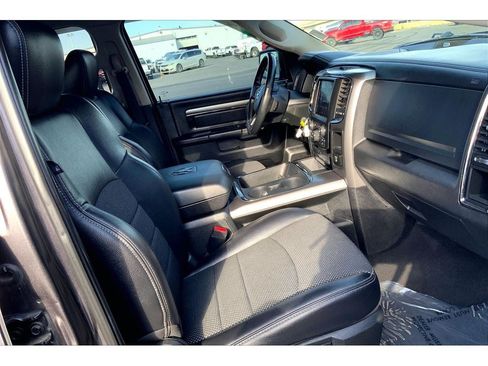 Used 2018 RAM 1500 Sport w/ Sport Premium Group AWD/4WD image 8