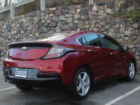 Used 2019 Chevrolet Volt LT w/ Power Convenience Package FWD image 9
