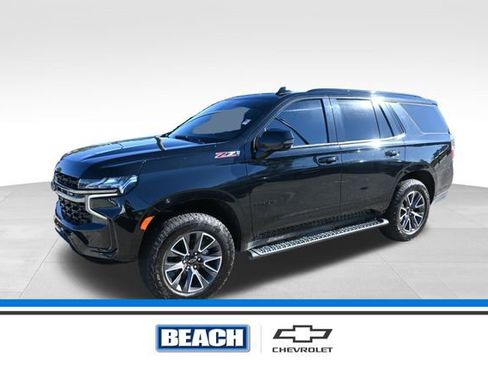 Used 2021 Chevrolet Tahoe Z71 w/ Z71 Signature Package image 1