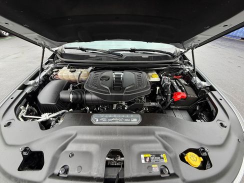 Used 2024 Jeep Wagoneer L Series II w/ Flexible Seating Group image 27