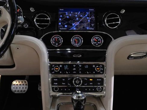 Used 2013 Bentley Mulsanne RWD image 16