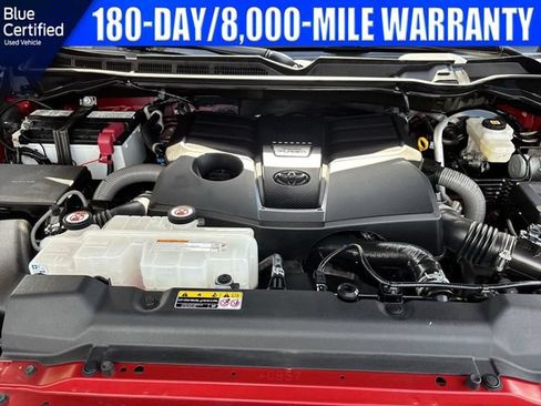 Used 2025 Toyota Tundra Platinum w/ TRD Off-Road Package AWD/4WD image 36