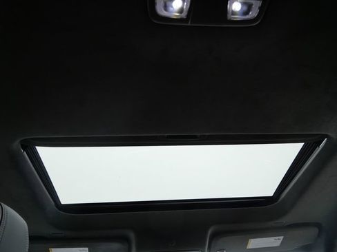 Used 2022 GMC Sierra 1500 Denali Ultimate image 16