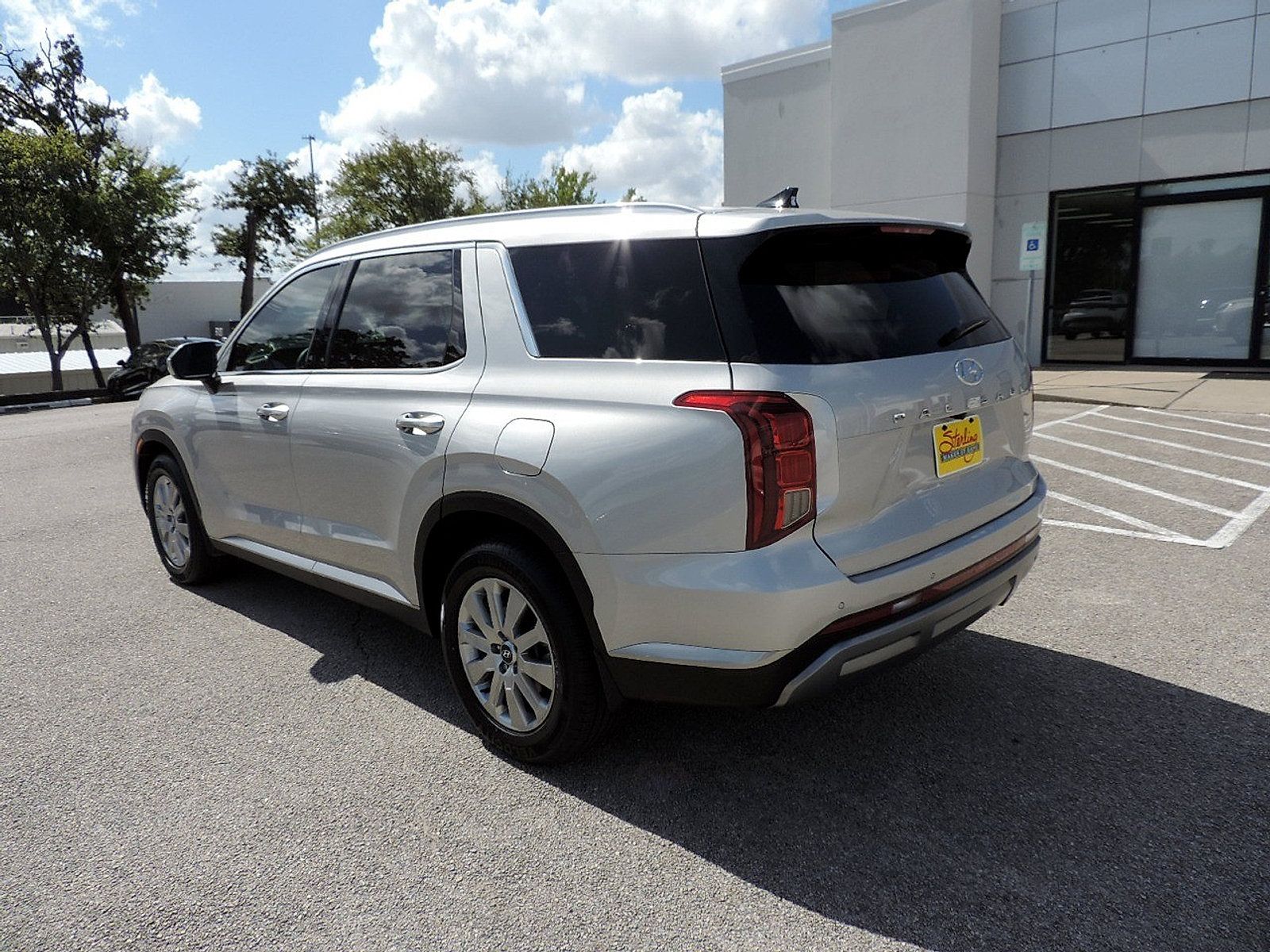 Used 2025 Hyundai Palisade SEL FWD image 7