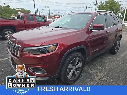 Used 2019 Jeep Cherokee Limited AWD/4WD image 6