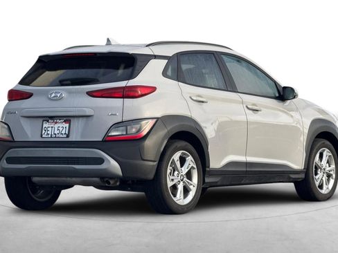 Certified 2023 Hyundai Kona SEL w/ Convenience Package image 8