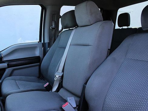 Used 2017 Ford F150 XLT RWD image 11