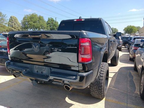 Used 2019 RAM 1500 Laramie w/ Sport Appearance Package AWD/4WD image 4