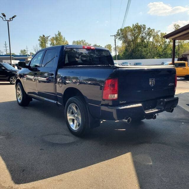 Used 2014 RAM 1500 Express AWD/4WD image 4