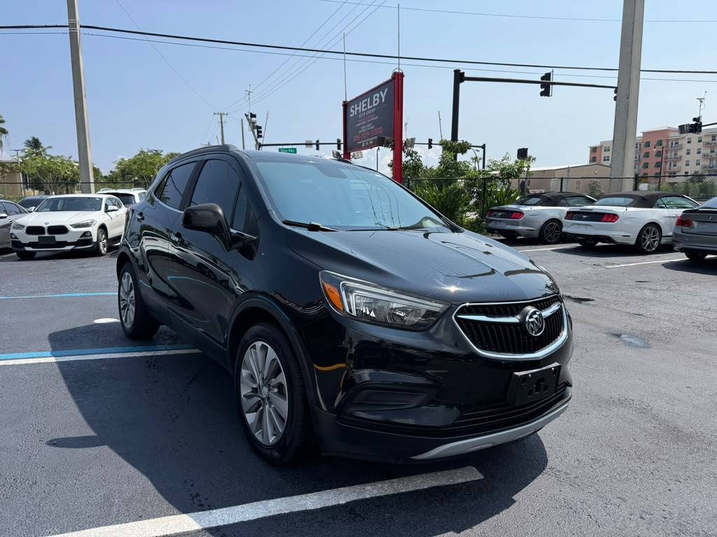 Used 2020 Buick Encore Preferred FWD image 1