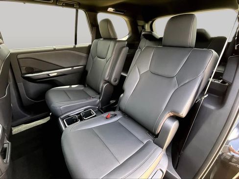 Used 2025 Lexus TX 350 AWD w/ Technology Package image 21