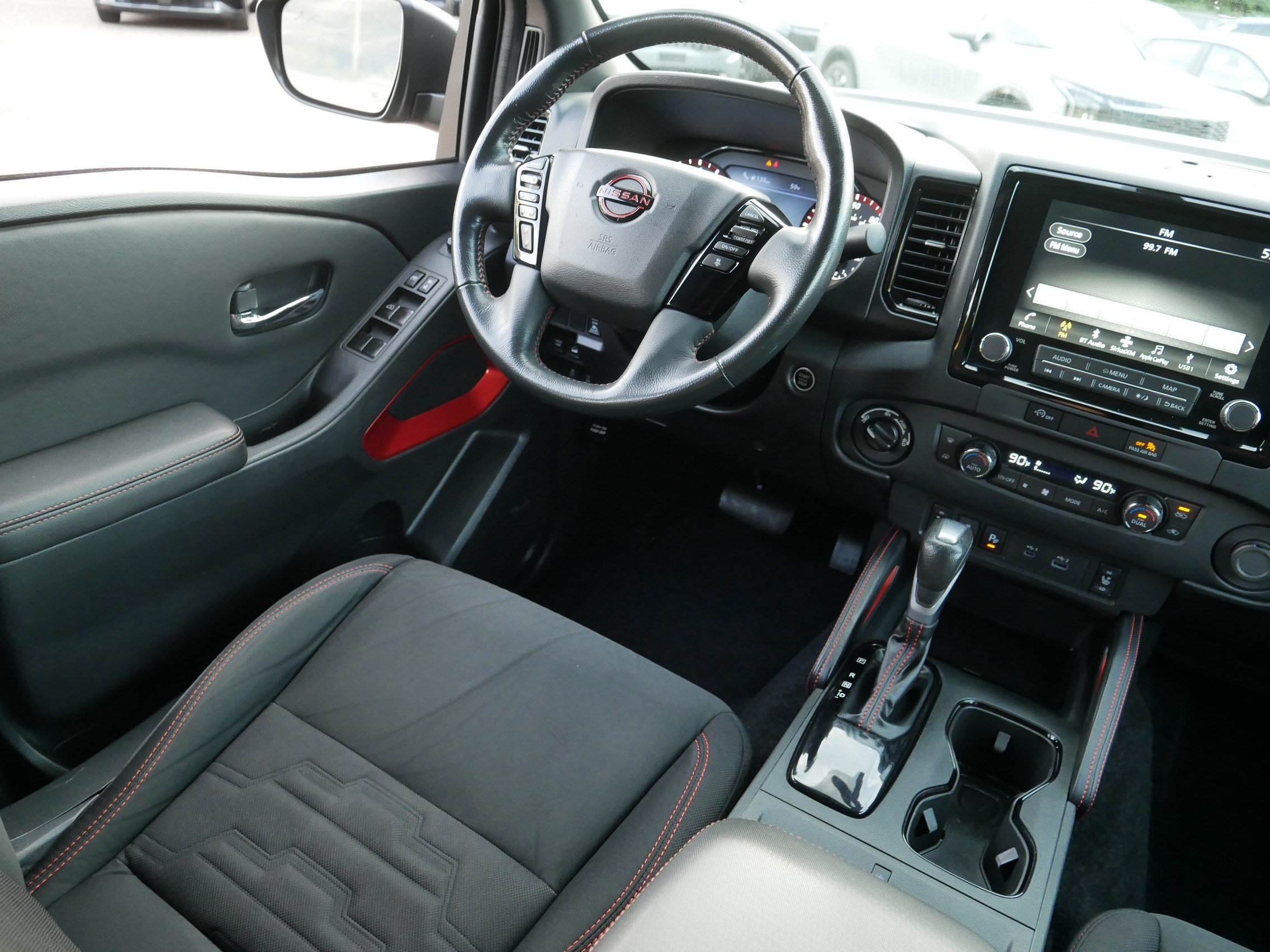 Certified 2023 Nissan Frontier PRO-4X w/ Pro Convenience Package AWD/4WD image 9