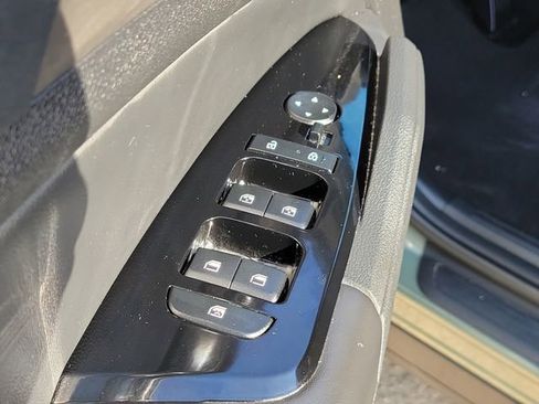 Used 2025 Kia Sportage X-Line w/ Premium Package image 13