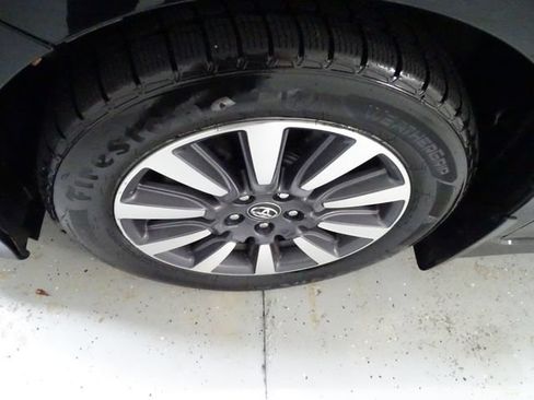 Used 2020 Toyota Sienna XLE Premium AWD/4WD image 26