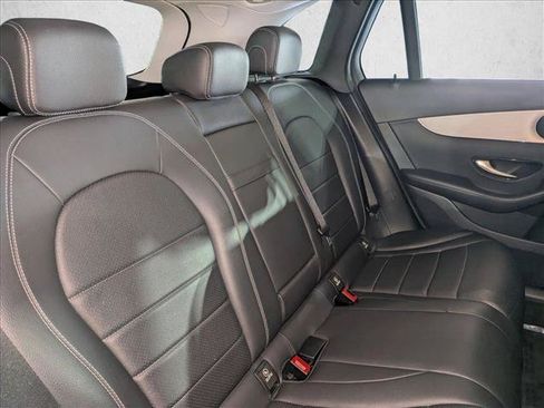 Used 2021 Mercedes-Benz GLC 300 image 18