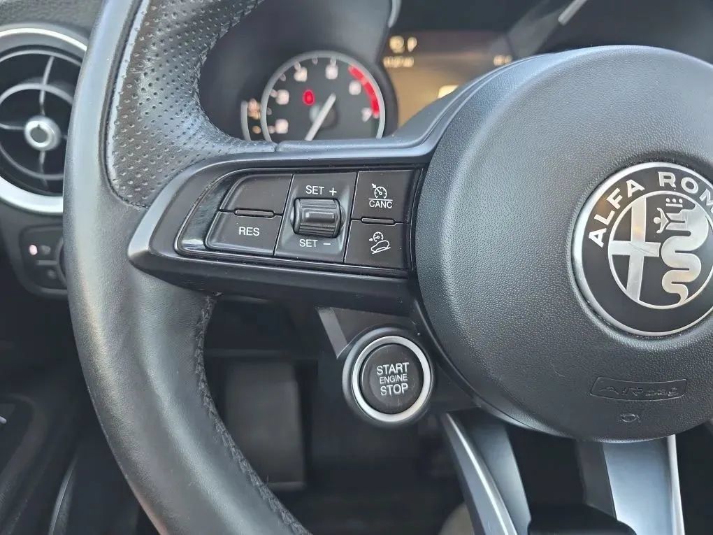 Used 2020 Alfa Romeo Stelvio Sport w/ Quick Order Package 22K Sport RWD image 18