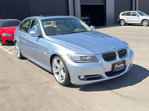 Used 2009 BMW 335i Sedan RWD image 2