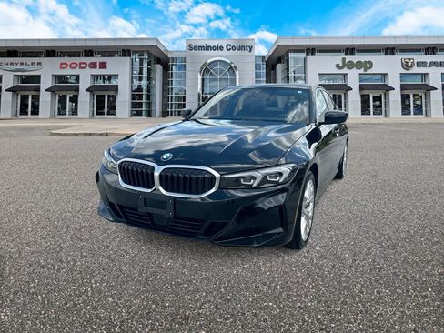 Used 2025 BMW 330i xDrive Sedan AWD/4WD image 1