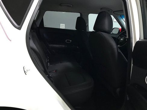 Used 2017 Kia Soul + w/ Designer's Package FWD image 19