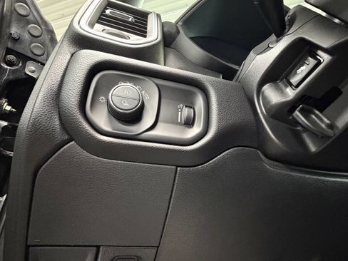 Used 2023 RAM 3500 Big Horn w/ Level 2 Equipment Group image 36