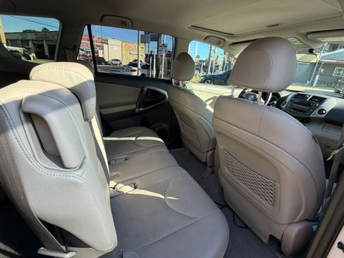 Used 2008 Toyota RAV4 Limited FWD image 12