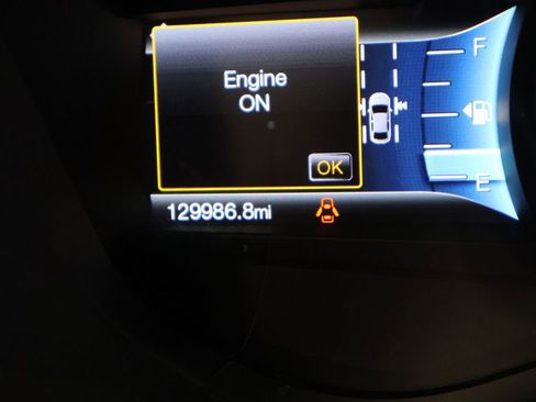 Used 2017 Ford Fusion SE image 36