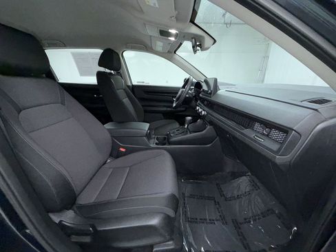 Used 2023 Honda CR-V LX image 14