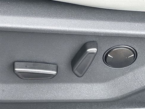 New 2025 Ford Expedition Max Active image 13