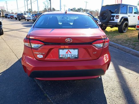 Certified 2021 Toyota Corolla LE image 9