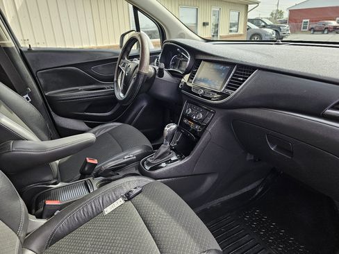 Used 2017 Buick Encore Sport Touring image 25