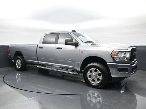 Used 2024 RAM 2500 Big Horn AWD/4WD image 3