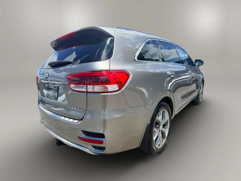 Used 2016 Kia Sorento SX FWD image 8