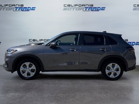 Used 2025 Honda HR-V LX image 8