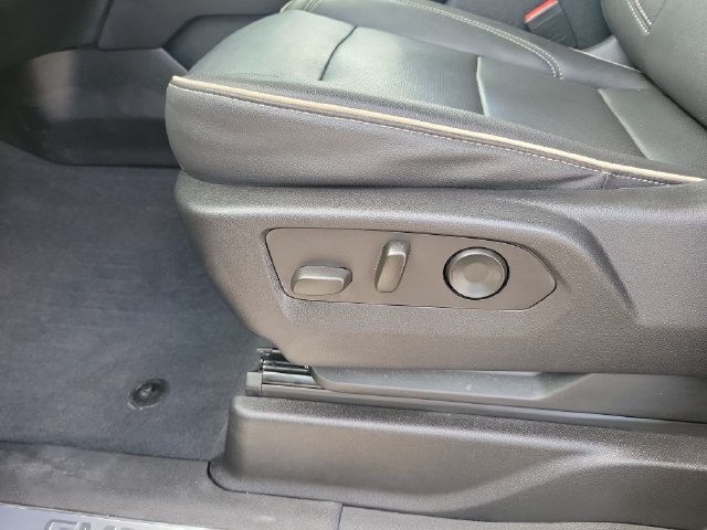 Used 2023 GMC Yukon SLT AWD/4WD image 20