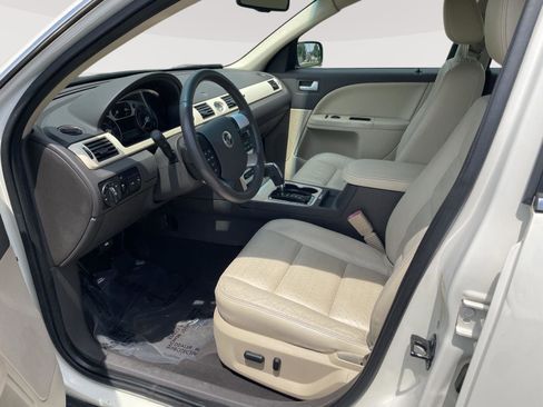 Used 2009 Mercury Sable Premier FWD image 7