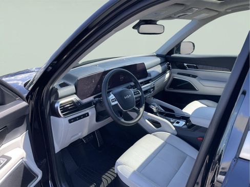 Used 2024 Kia Telluride SX FWD image 12