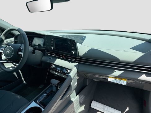 New 2026 Hyundai Elantra SEL Sport Premium FWD image 21