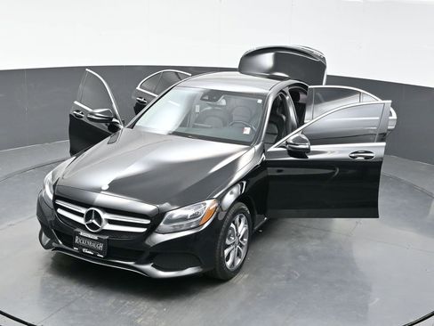 Used 2017 Mercedes-Benz C 300 4MATIC Sedan image 36
