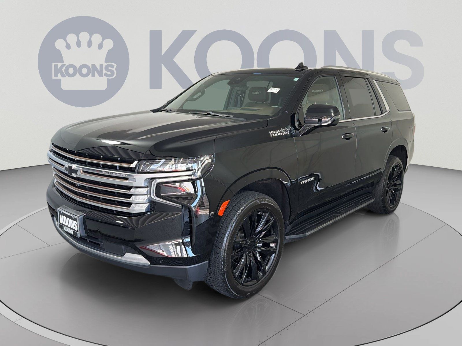 Used 2023 Chevrolet Tahoe High Country AWD/4WD image 1
