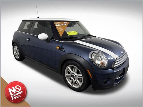 Used 2011 MINI Cooper Hardtop image 1