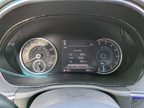 Used 2024 Genesis GV70 3.5T Sport image 24