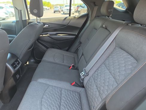 Certified 2019 Chevrolet Equinox LT FWD image 12