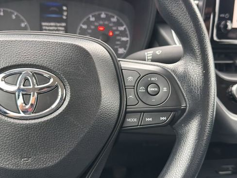 Certified 2025 Toyota Corolla LE w/ LE Premium Package FWD image 27