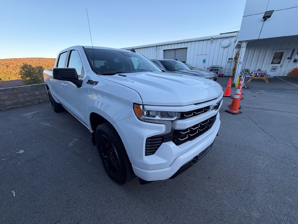 Used 2023 Chevrolet Silverado 1500 RST w/ Convenience Package II AWD/4WD image 7