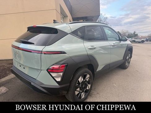 Used 2024 Hyundai Kona SEL image 5