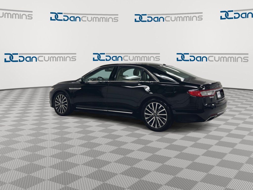 Used 2017 Lincoln Continental Select AWD/4WD image 6