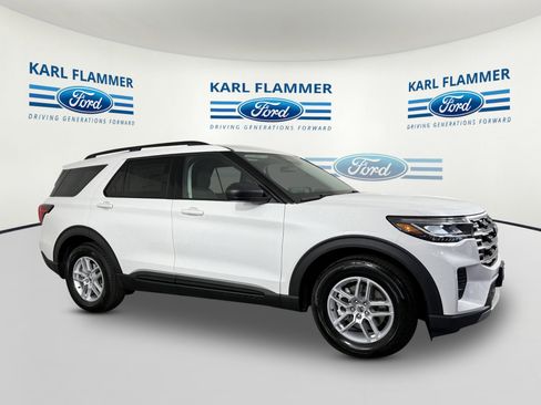 New 2026 Ford Explorer Active RWD image 1