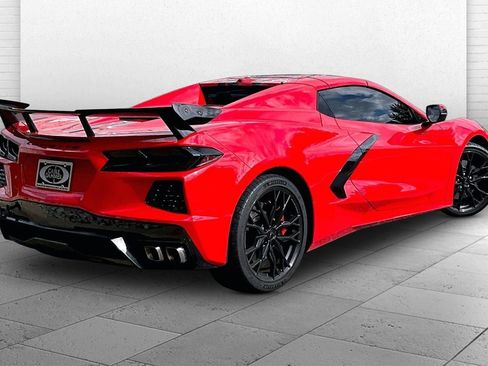 Used 2024 Chevrolet Corvette Stingray Preferred Conv w/ Z51 Performance Package RWD image 10