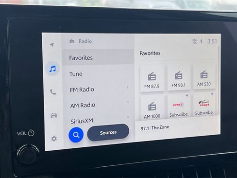 Certified 2025 Toyota Corolla LE image 19